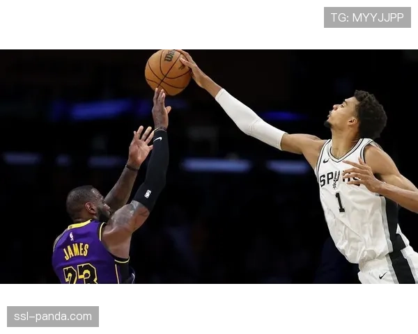 深度追踪：马刺队文班亚马的封盖如何直接转化为球队的快速反击起点